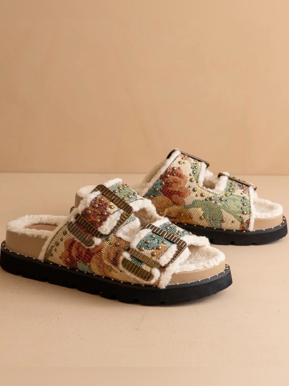 Oasis Society Gaylen Floral Tapestry Fleece Lined Slipper Slides